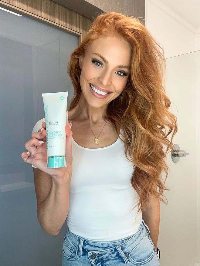 Serious Skincare Glycolic Cleanser - Glycolic Acid Skin Exfoliating Face Wash - 10% Glycolic Acid - Deep Pore Purifying - Removes Makeup, Oil, and Impurities - Shave Prep - Anti-Aging AHA 12 Oz & 4 Oz